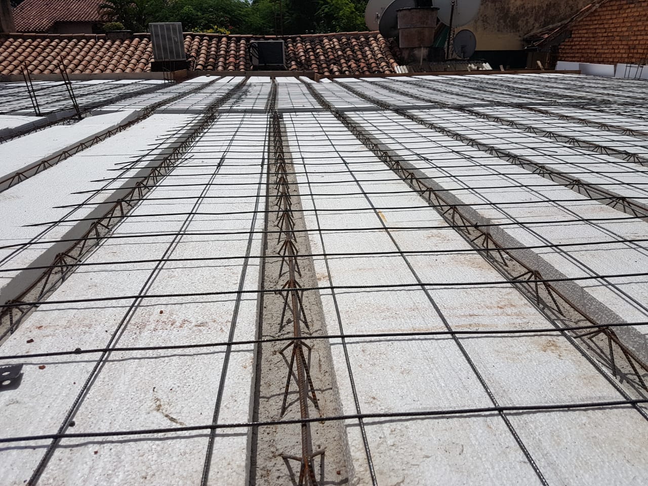 Viguetas de alma abierta